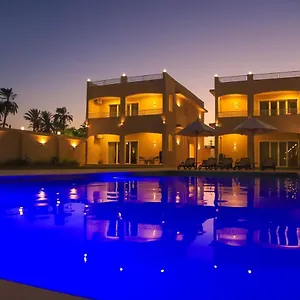 Appartement Royal Nile - Pool View 2